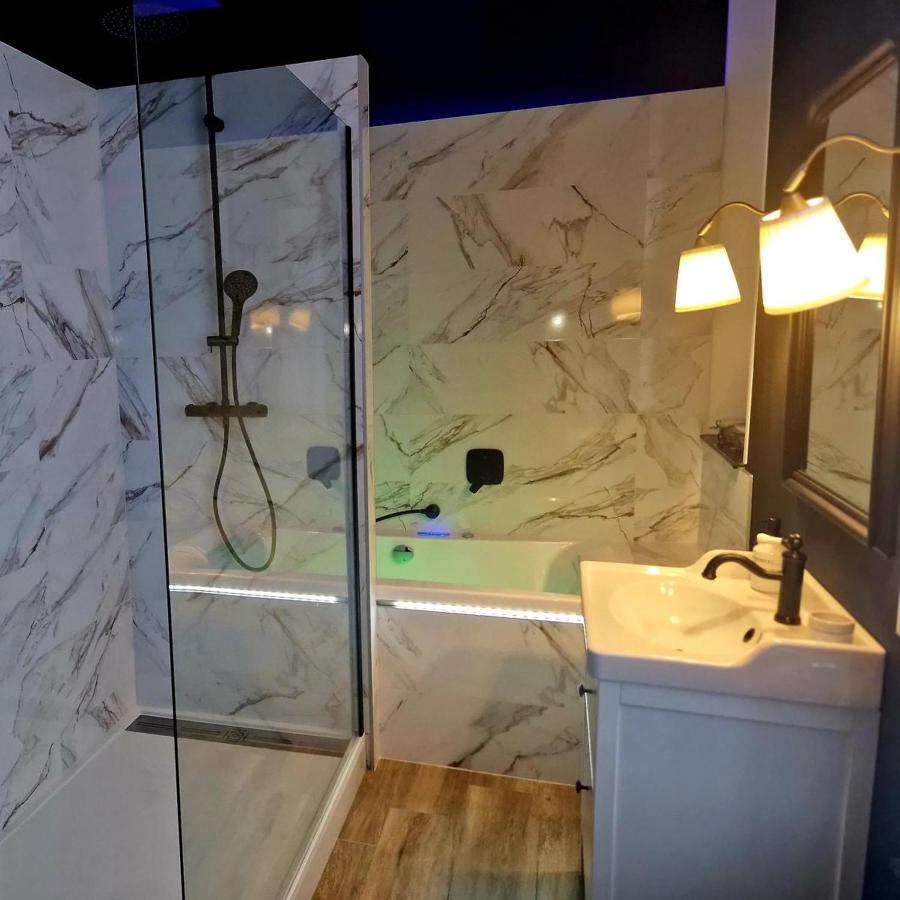 Apartamento Les Bc Bg Charleville-Mézières Exterior foto